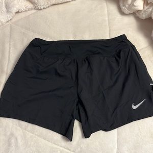 Womens M Nike Shorts